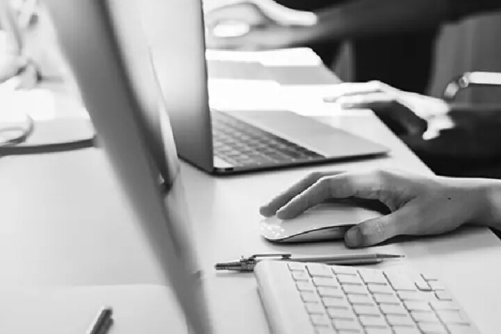 企业自媒体要想涨粉做好自媒体，就必须投入资源！