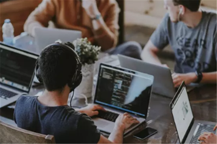 如何搭建一个强大的运营团队?从这三个方面出发。