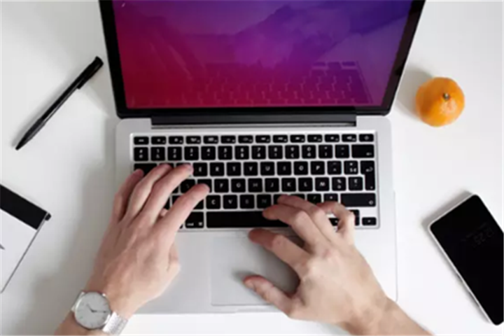 运营新手应该眼看远方,但注重细节。