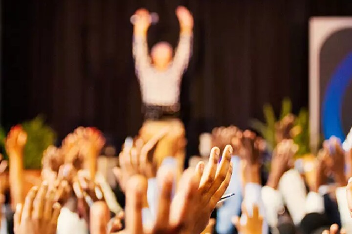 社区的核心竞争力，是归属感带来的用户忠诚度和粘性