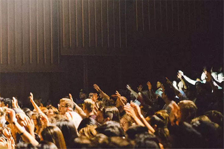 成长体系的本质：设置成长奖励，驱动用户行为