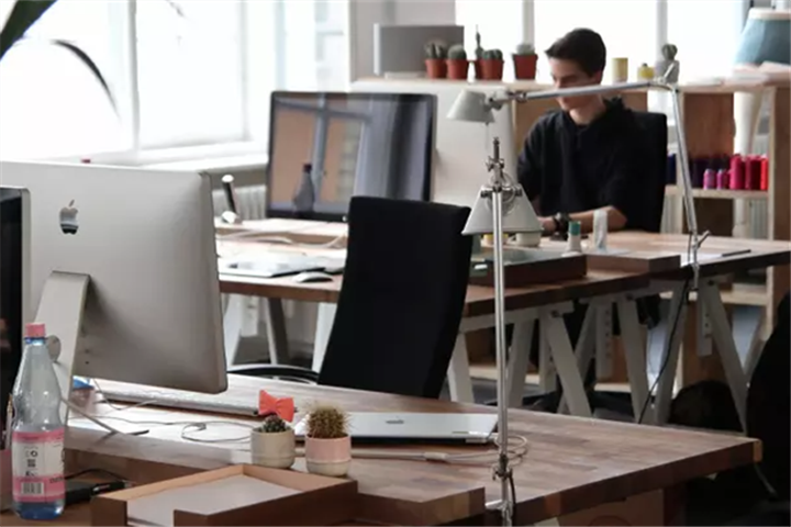 运营离不开传统四部曲：引流、促活、留存、转化