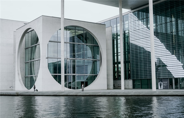 公司股东变更流程及需要什么资料？